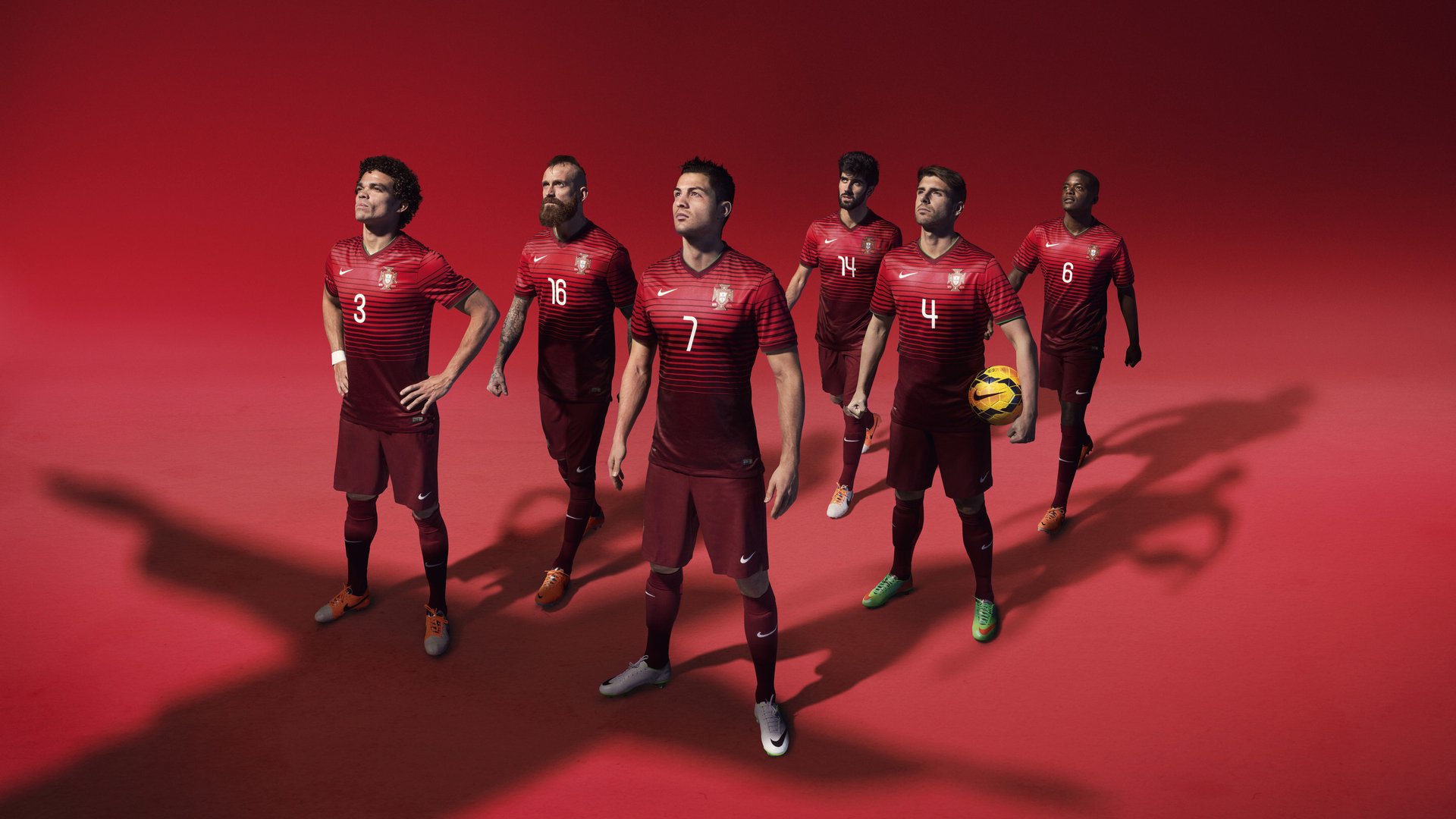 欧冠决赛焦点战，里昂生死战取胜皇马，一场改写历史的战术革命