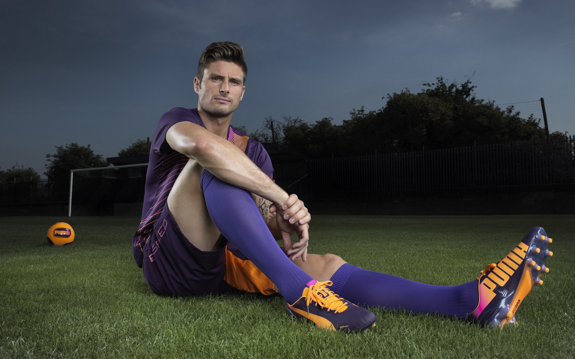 富安健洋，亚洲铁闸扼杀红龙，法国险胜背后的战术革命