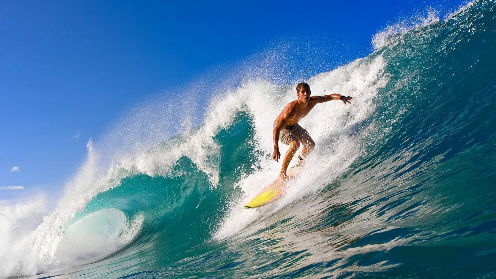 浓眉化身禁区神兽！热火险胜广厦，完美发挥诠释现代中锋新定义